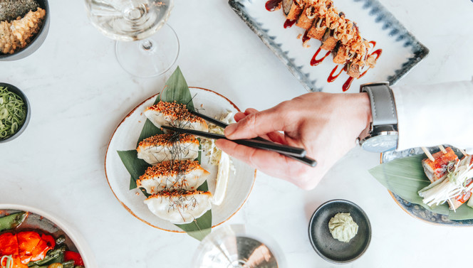 OZZO Sushi & Oriental arrangement