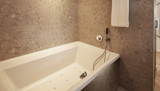Junior Suite 4