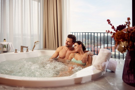 jacuzzi
