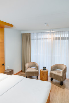 Comfort room - new furniture 1