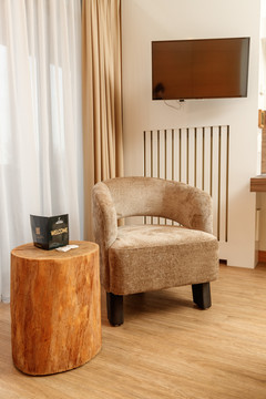 Comfort room - new furniture 4